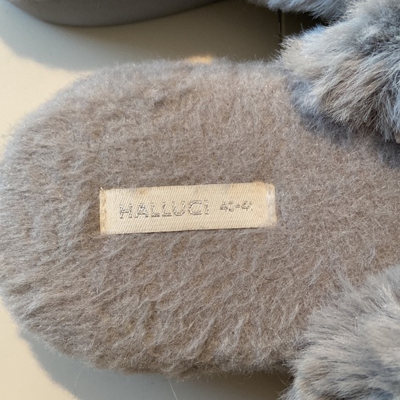 Halluci Slippers - Picture 2 of 7